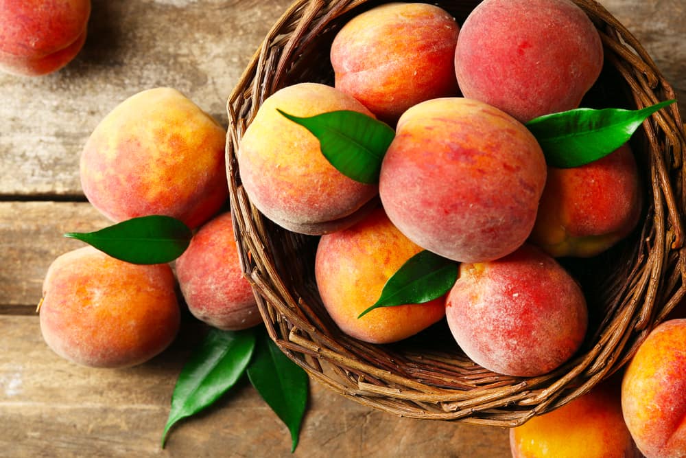переваги персиків