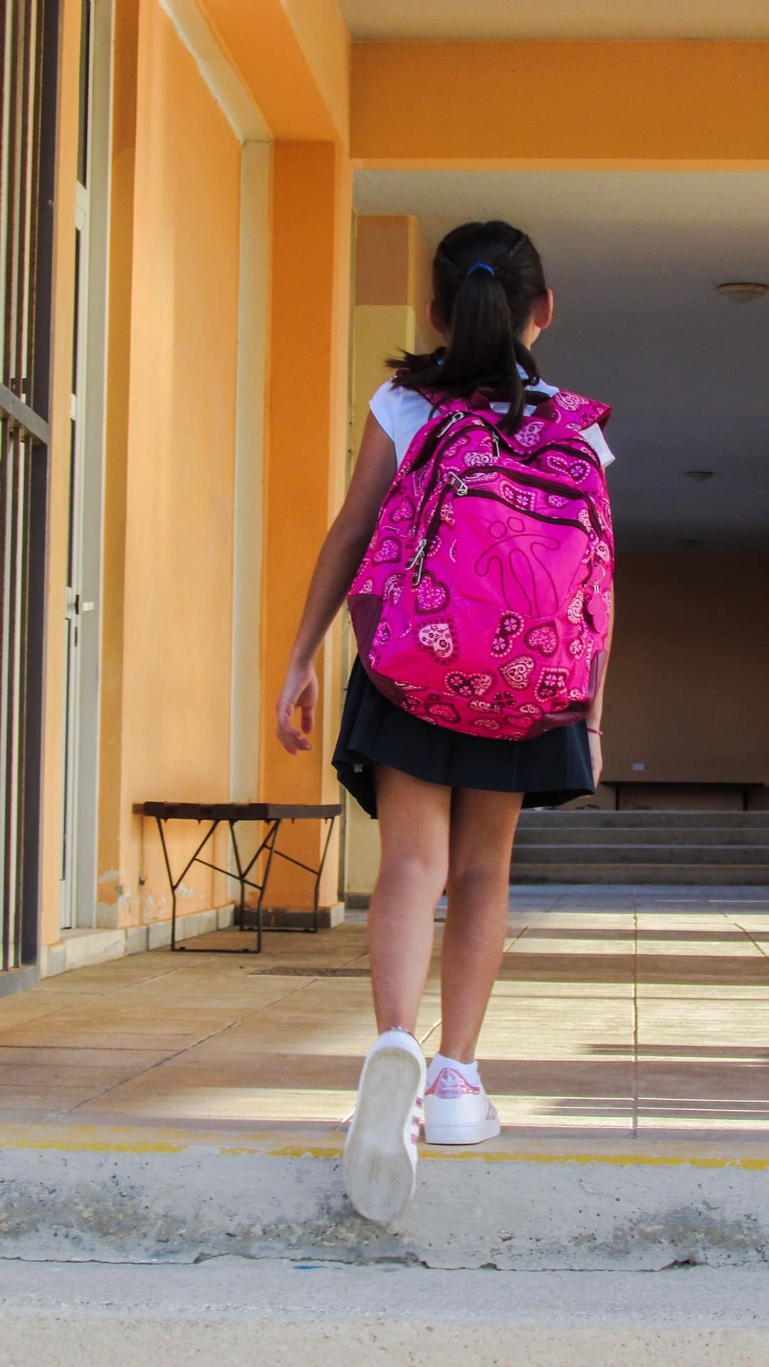 шкільні сумки перешкоджають дитячому хребту