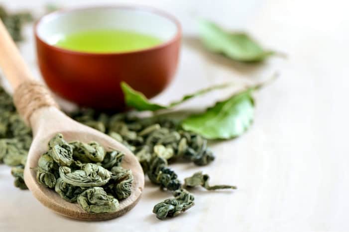 користь зеленого чаю для ревматизму