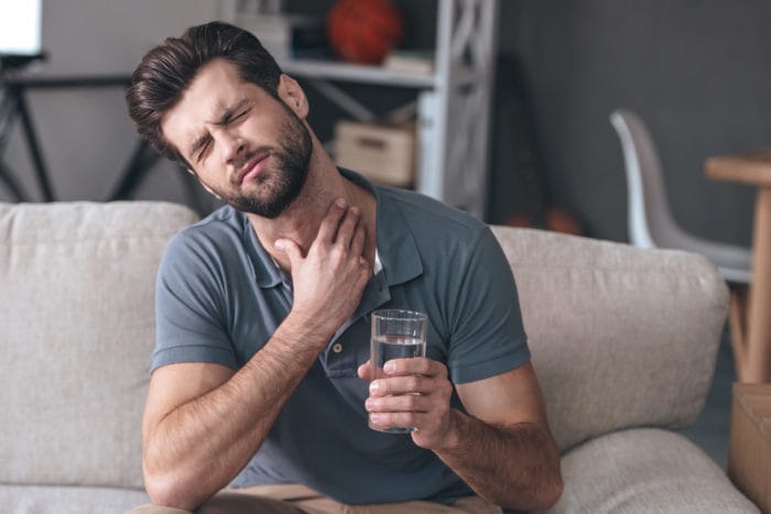 чому грип відзначається проковтуванням болю