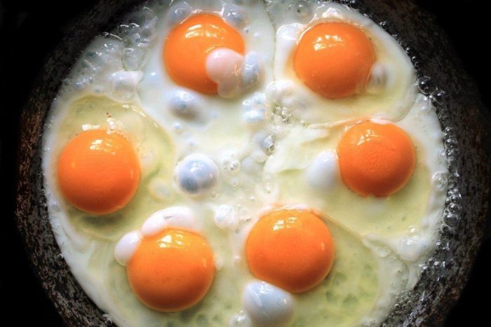 міфи про вживання яєць