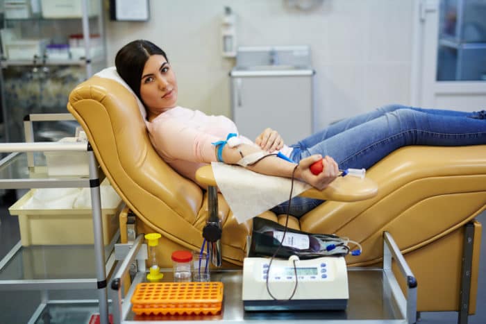 пити воду до донорства крові